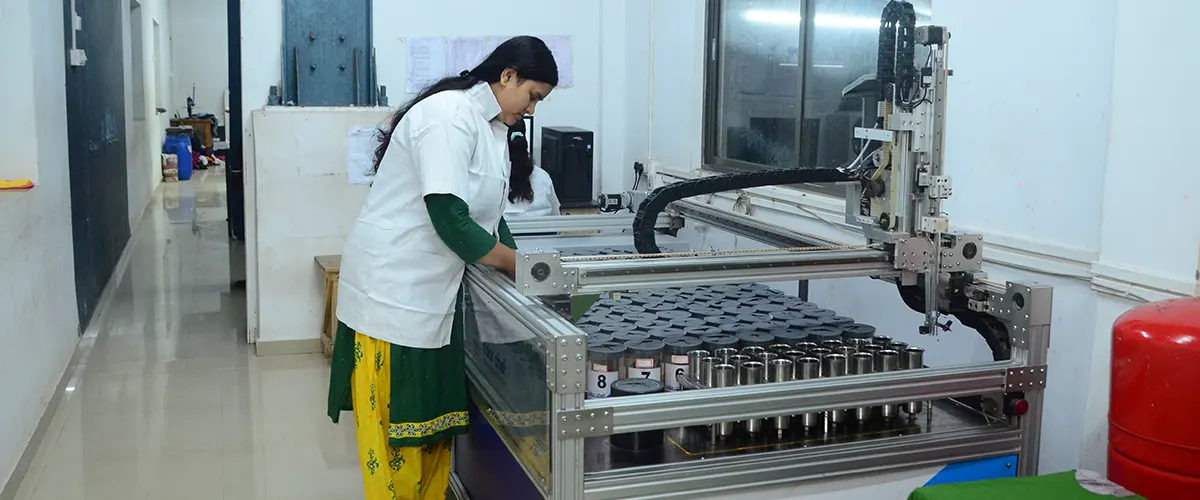 R&D Cell with advanced lab equipment